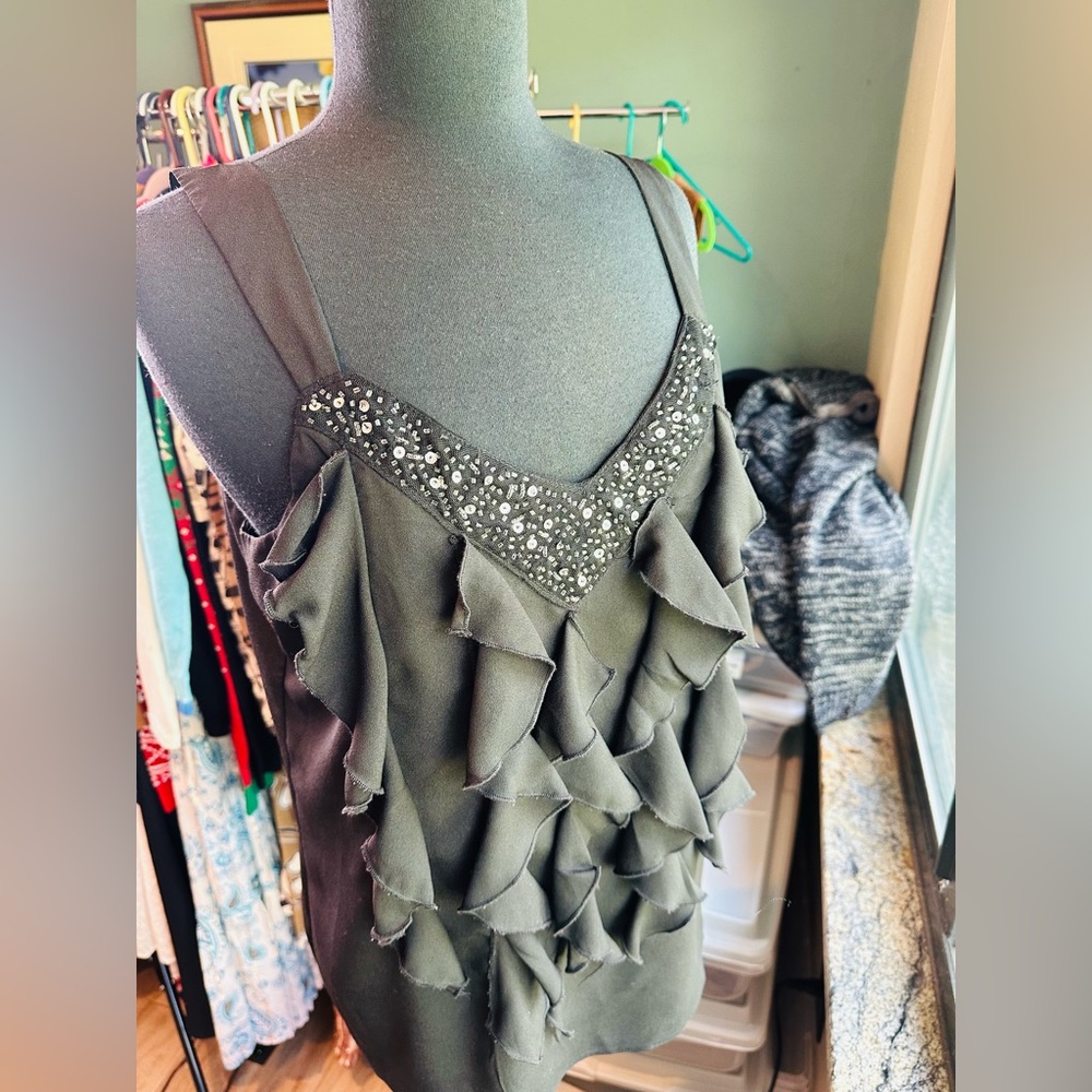 NY Collection Black Beaded Sleeveless Ruffle Blouse Size Large - Picture 7 of 8